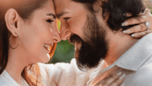 Akhil Akkineni और Zainab Ravdjee की सगाई